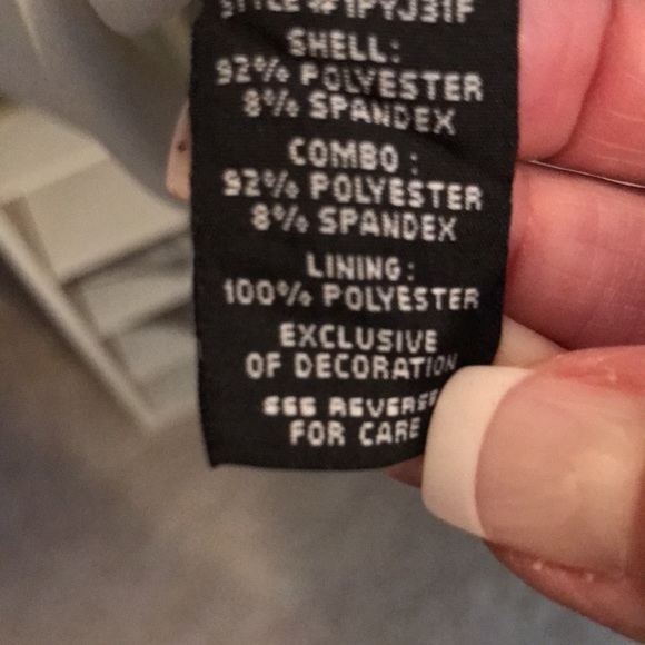 NWT “JAX” BLACK & WHITE DRESS. ELBOW LENGTH SLEEVE  GREAT FIGURE  FLATTERING. S6 - Picture 7 of 8